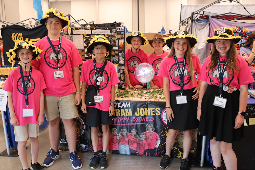 Image of the Gram Gram Jones and the Drippy Stones team.